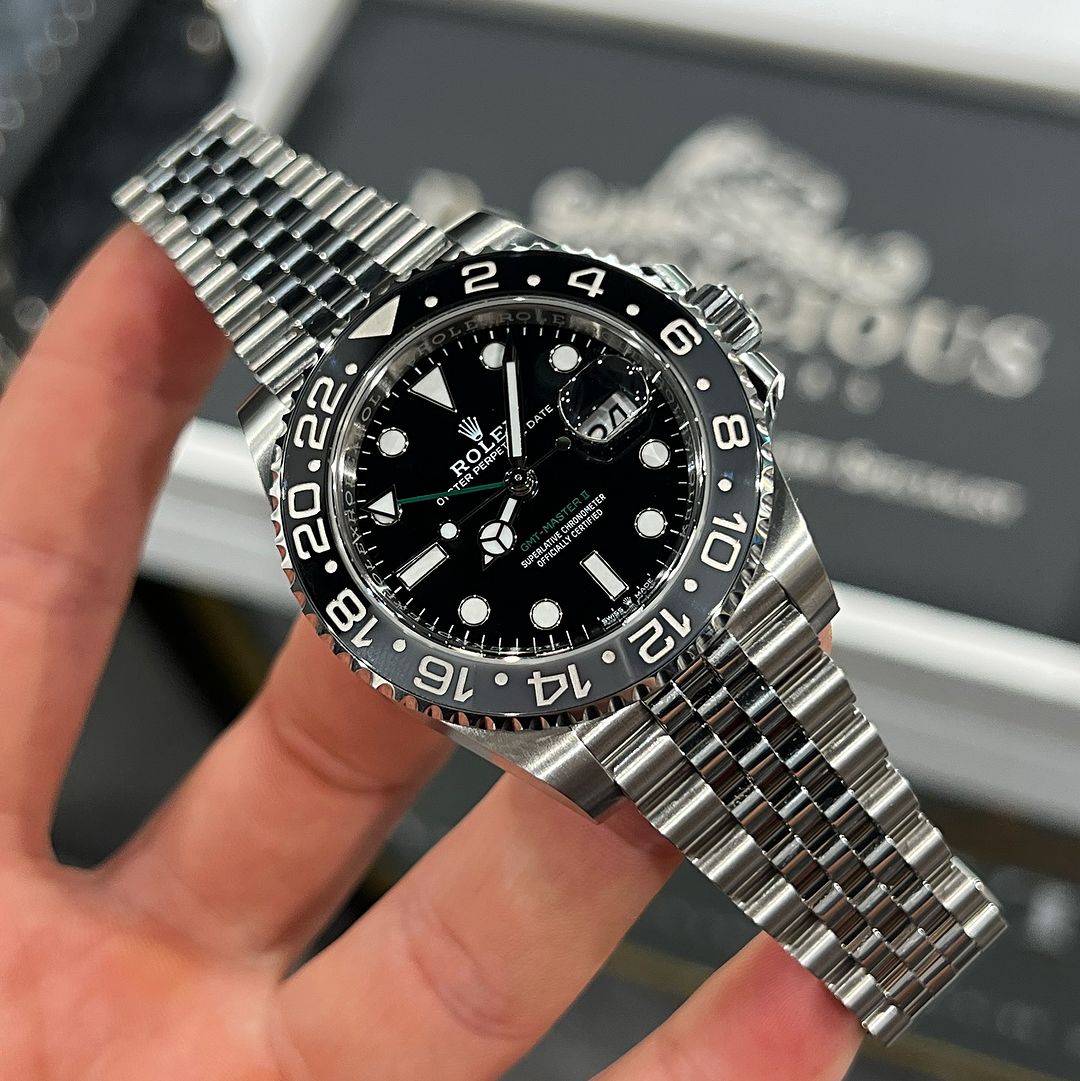 Rolex GMT Master 2 Bruce Wayne Back again with a latest Upgrade, 2024 Oyestersteel & Silver edition comes with New 5 Link Stainless Steel Bracelet & Rotating bezel.