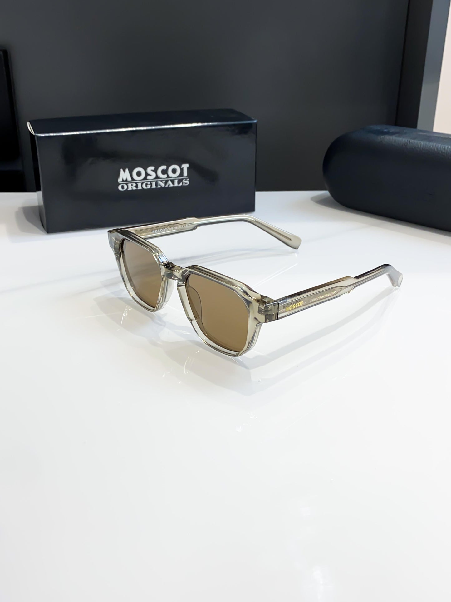 MOSCO Sunglass